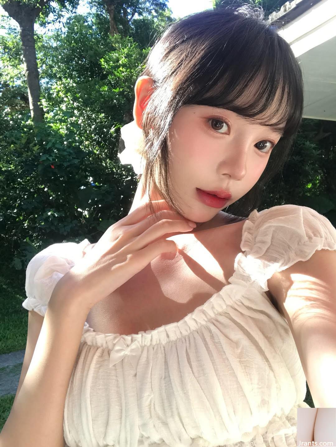 Ngoại hình ngọt ngào + bộ ngực đẹp và đường cong thon gọn của “Caixuan” khiến người ta mê mẩn (10P) - Ảnh 2