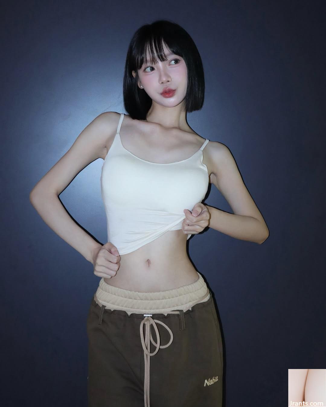 Ngoại hình ngọt ngào + bộ ngực đẹp và đường cong thon gọn của “Caixuan” khiến người ta mê mẩn (10P) - Ảnh 4