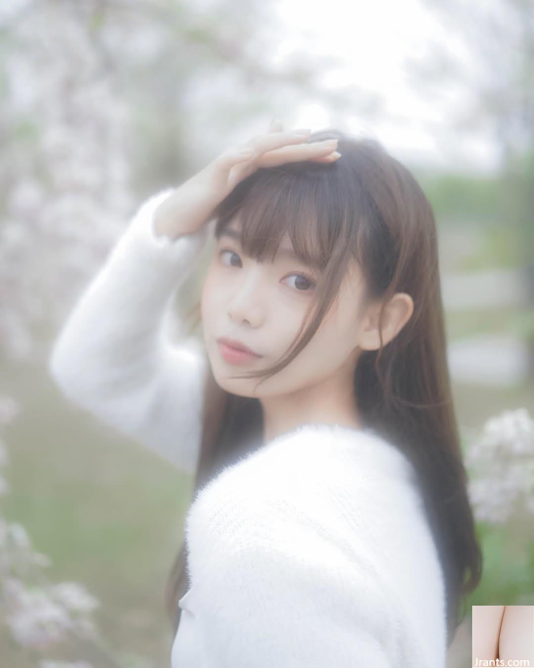 Người yêu dễ thương “Yuan Lan” cho thấy bộ ngực đẹp và hình ảnh công bằng và rất xấu (10p) - Ảnh 10