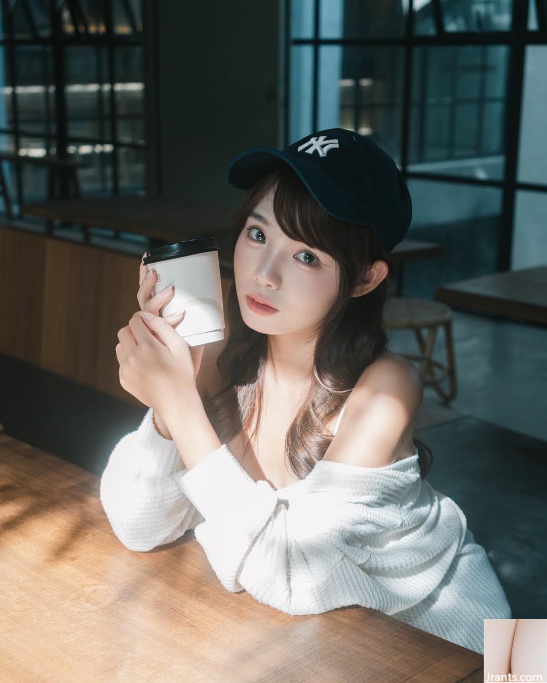 Người yêu dễ thương “Yuan Lan” cho thấy bộ ngực đẹp và hình ảnh công bằng và rất xấu (10p) - Ảnh 9