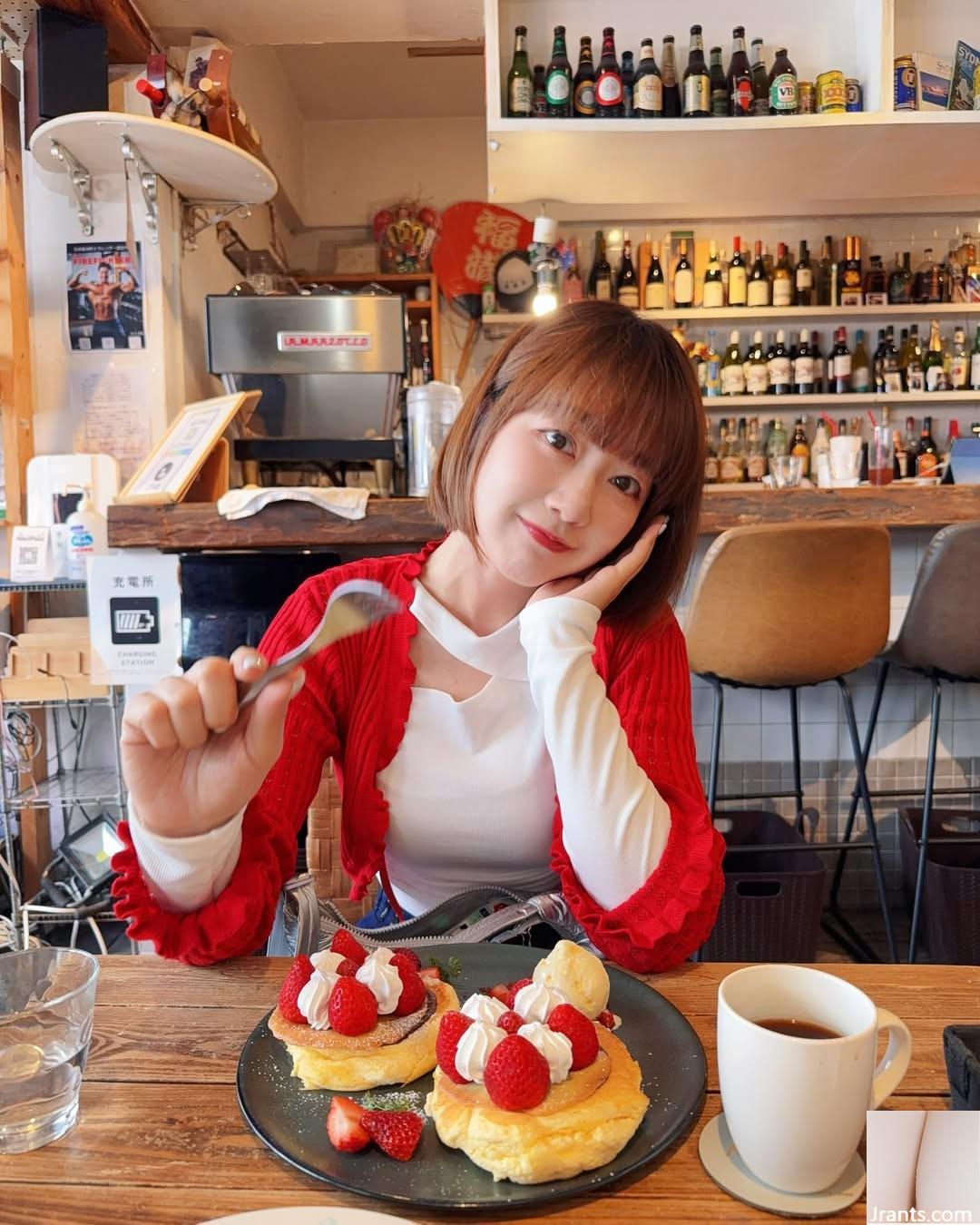 “Yangyang Lynn” Khuôn mặt tinh tế và nhân vật hoàn hảo thu hút vô số người hâm mộ (10p) - Ảnh 4