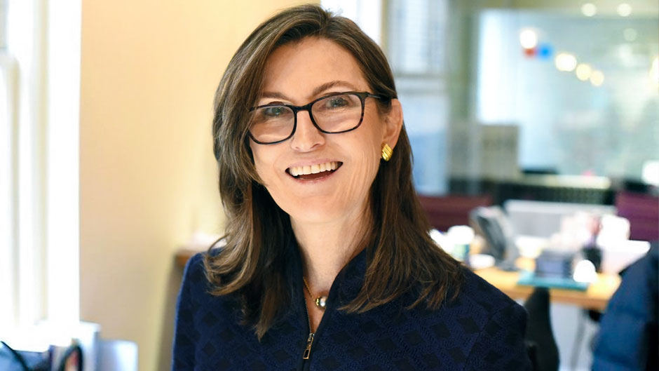 Ark Invest mua vào cổ phiếu crypto khi thị trường giảm