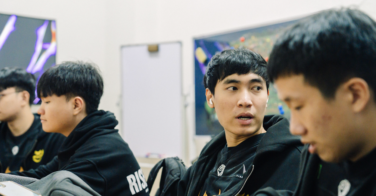 Liên Minh Huyền Thoại