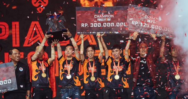 Team Flash Free Fire: 'Chúng tôi không ngại bất kì đối thủ nào tại Chung kết Đấu Trường Sinh Tồn mùa xuân 2020'