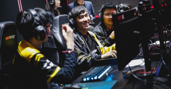 Liên Minh Huyền Thoại