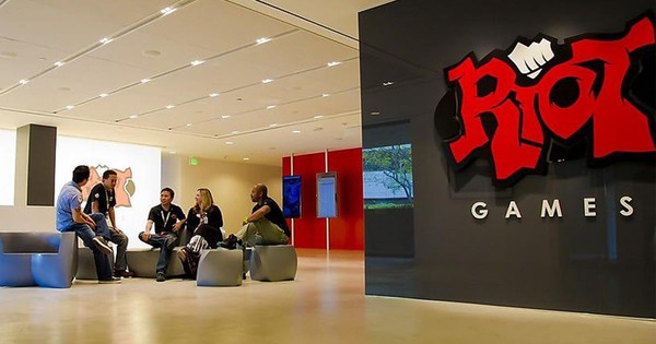 Liên Minh Huyền Thoại