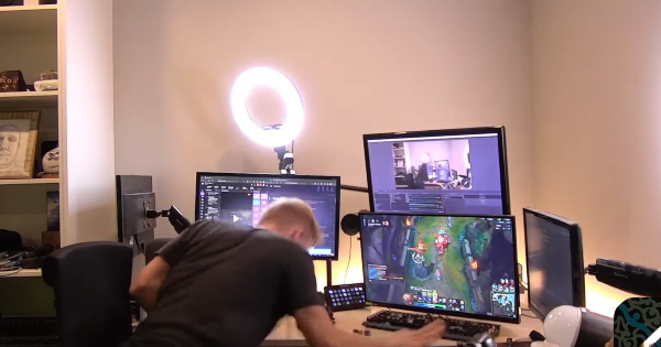 Liên Minh Huyền Thoại