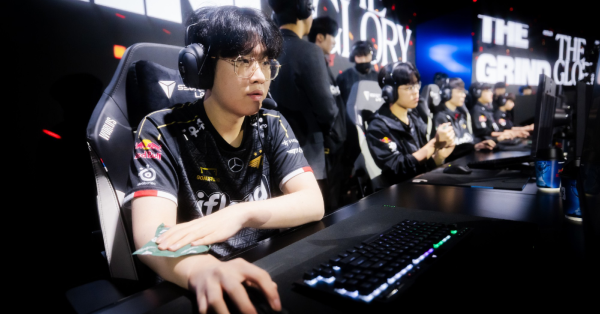 Liên Minh Huyền Thoại