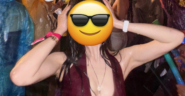 Hình ảnh Mina Young "ướt át" nhưng cực kỳ gợi cảm và nóng bỏng