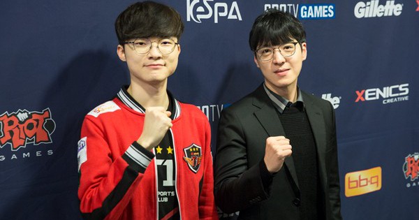 Liên Minh Huyền Thoại