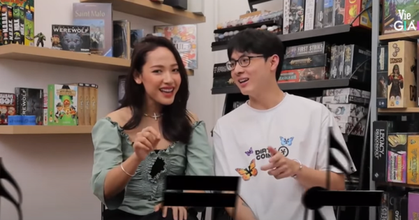 Được Cara rủ hát chung, NoWay không tập trung mà cứ mải nhìn bạn gái