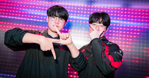 Liên Minh Huyền Thoại