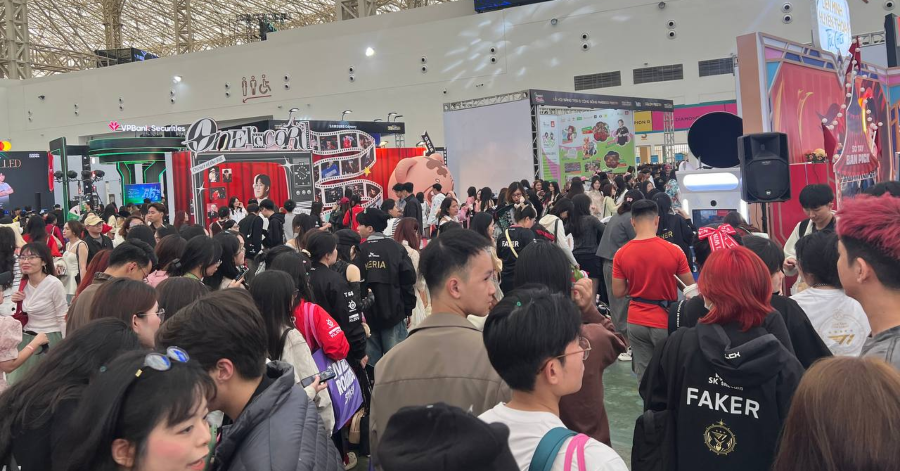 Loạt ảnh tại Main Event sự kiện fanmeeting T1