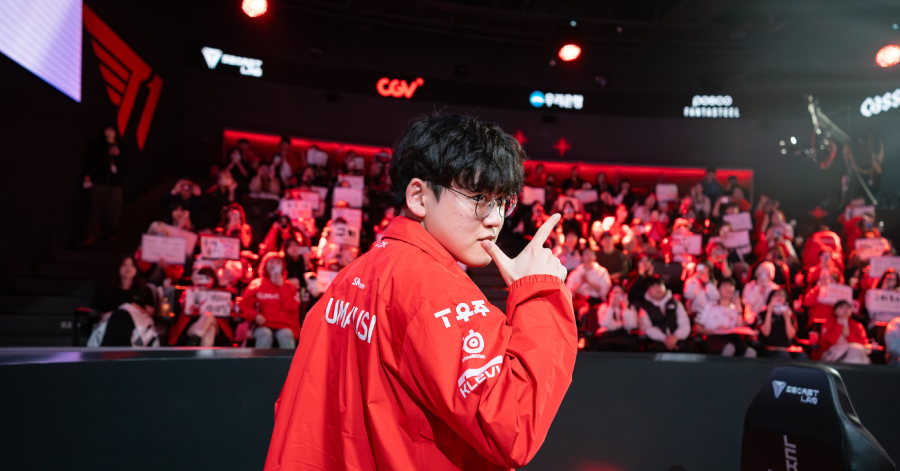 Một pha xử lý của Gumayusi, fan thở dài nhớ lại ngày Smash đánh