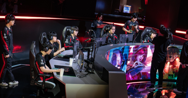 Liên Minh Huyền Thoại