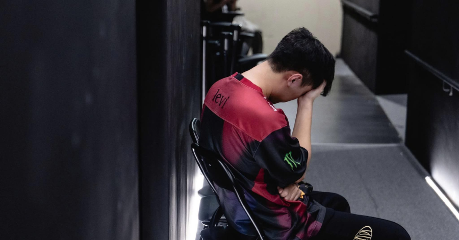 Ngày buồn của VCS nhưng cộng đồng LMHT vẫn "xát muối" GAM