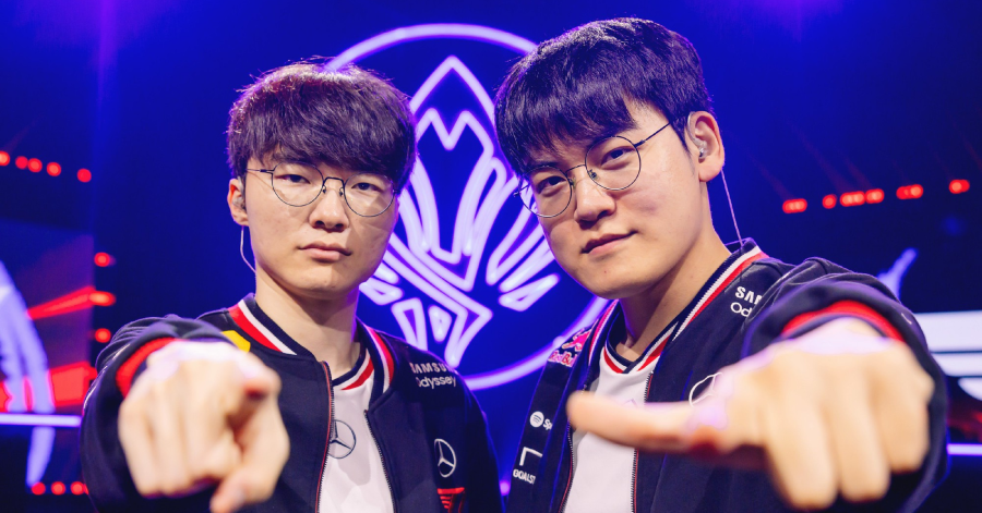 Faker hé lộ cuộc nói chuyện cuối cùng với Gumayusi và cả kế hoạch tương lai