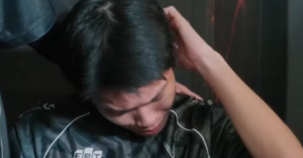 Sao GAM bị tố "vì tình quên sự nghiệp" nhưng cộng đồng lại bênh vực hết lời