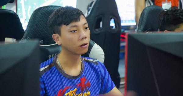 AoE: Chưa cần tới Chim Sẻ Đi Nắng,"Ông vua nhớ Map" BiBi cùng Cam Quýt đưa Hồng Anh, Chipboy trở về mặt đất!