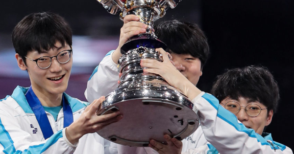 Liên Minh Huyền Thoại