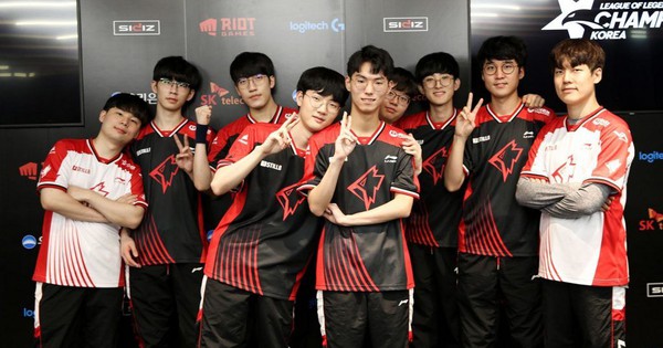 Liên Minh Huyền Thoại