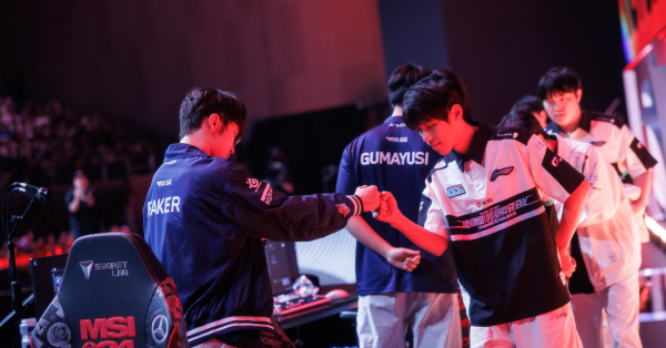 Liên Minh Huyền Thoại