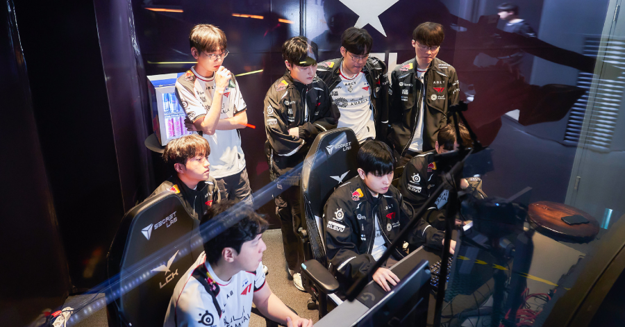 Siêu sao T1 tiếp tục có thêm một thống kê "đáng quên"