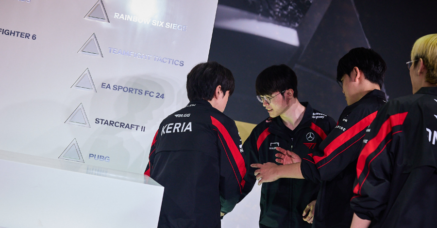 Infographic: Tại sao EWC lại trở thành giải đấu "cứu rỗi" cho LMHT?