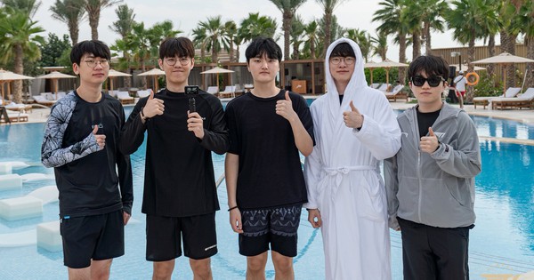 Cộng đồng bùng nổ với màn "chịu chi" dành cho T1