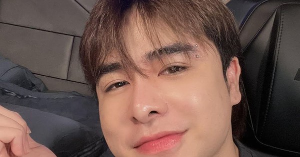 Giữa tâm bão chuyển nhượng, Zeros bất ngờ có động thái lạ khiến CĐM phải "lắc đầu"