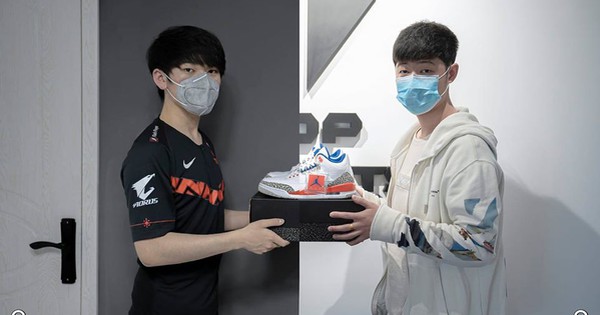 Liên Minh Huyền Thoại