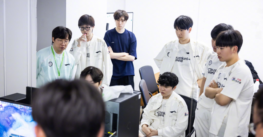 Cựu vương CKTG bất ngờ rơi vào cảnh éo le