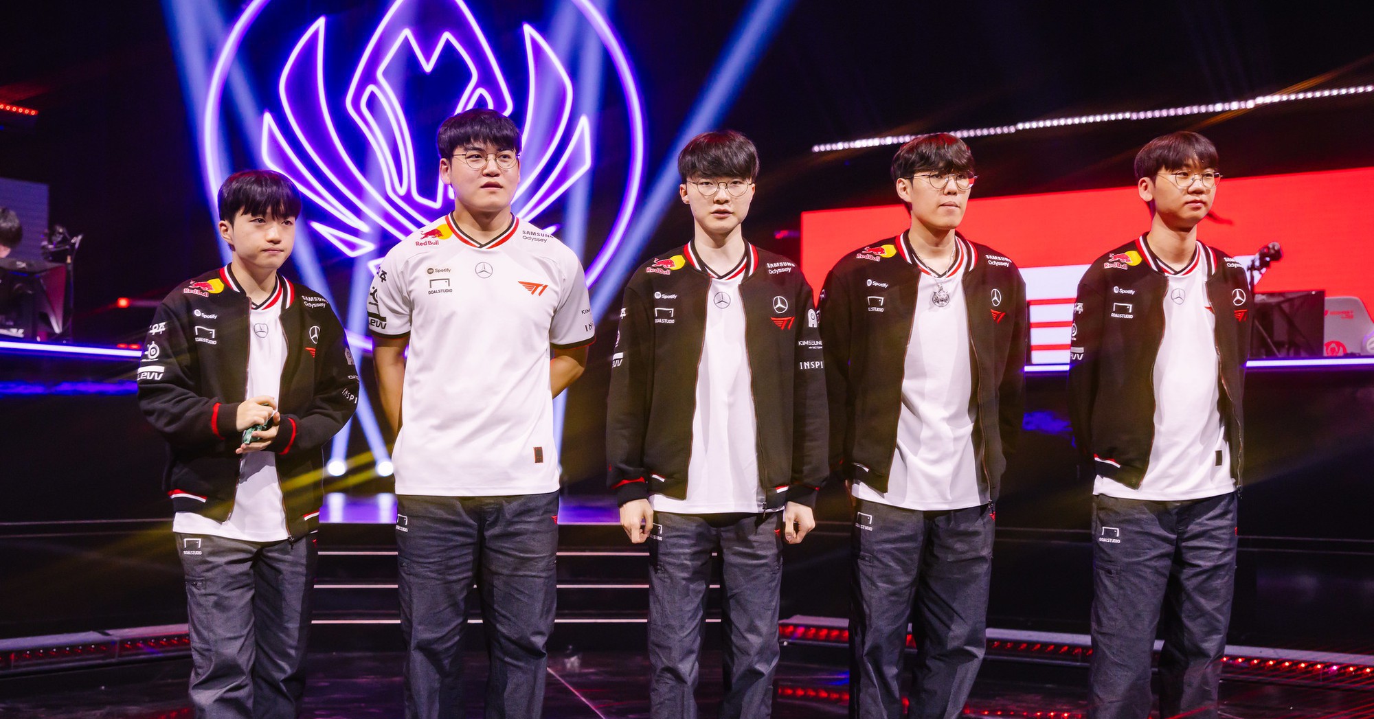 Lập thành tích lịch sử MSI, sao T1 nhận được vô vàn lời khen ngợi