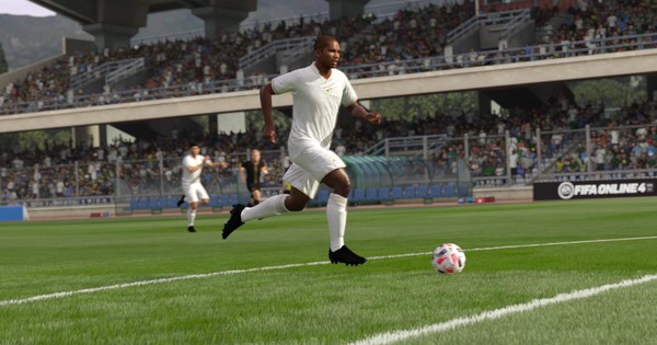 Báo đen Eto’o tái xuất FIFA Online 4 trong mùa thẻ huyền thoại, game thủ ráo riết tìm thủ môn xuất sắc để chuẩn bị "vá" lưới